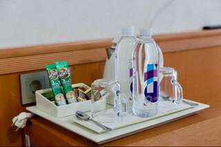 Гостиница Таврическая Санкт-Петербург Улучшенный двухместный номер с 1 кроватью-4